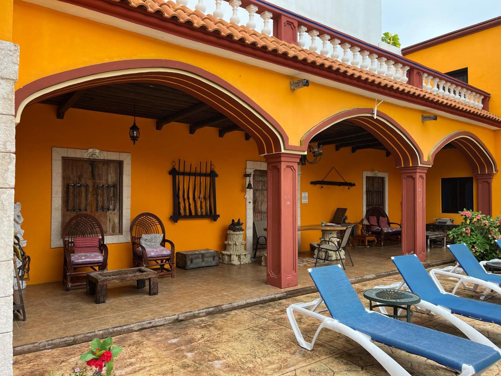Отель Hacienda Valentina Плая-дель-Кармен Экстерьер фото